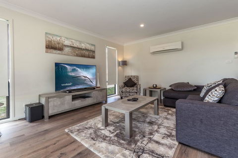 Horizons Retreat & Golf, Villa 133 - Port Augusta Accommodation 1