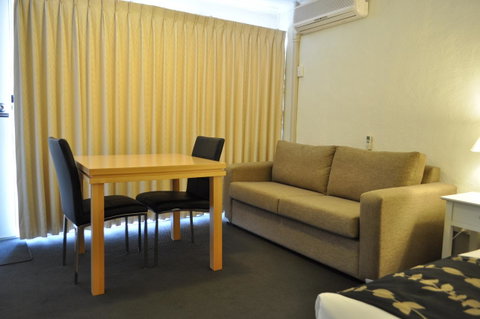 Albury Burvale Motor Inn - Port Augusta Accommodation 25
