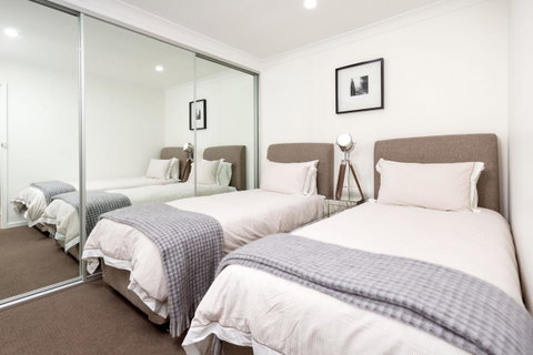 Sleeping In Style - Central & Sophisticated - Port Augusta Accommodation 7