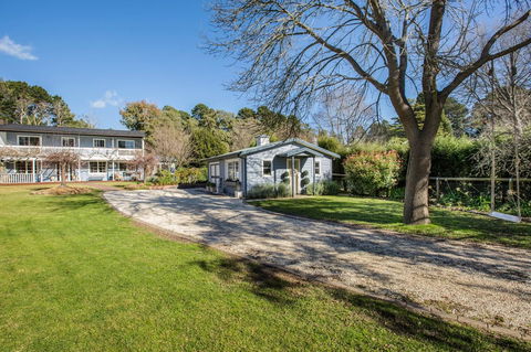 Bowral Escape - Port Augusta Accommodation 4