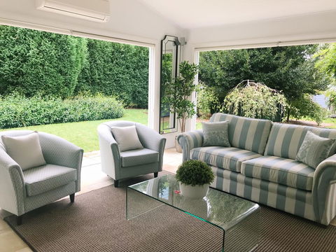 Bowral Escape - Port Augusta Accommodation 0