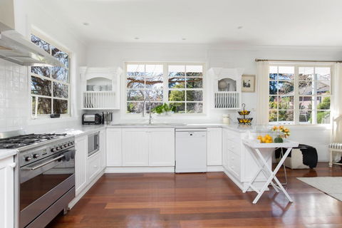 Bowral Escape - Port Augusta Accommodation 5