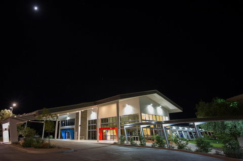 Crowne Plaza Alice Springs Lasseters, An IHG Hotel - Port Augusta Accommodation 12