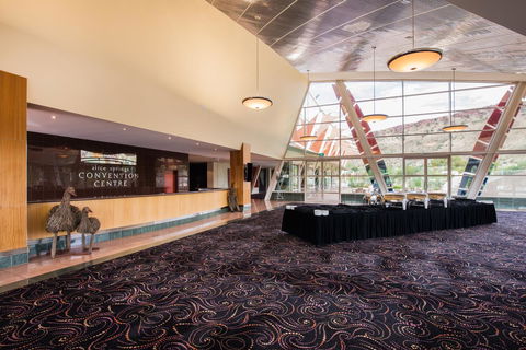 Crowne Plaza Alice Springs Lasseters, An IHG Hotel - Port Augusta Accommodation 17