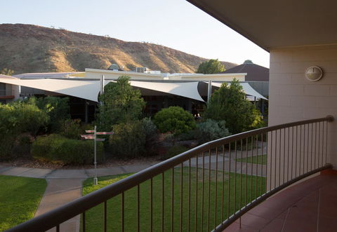 Crowne Plaza Alice Springs Lasseters, An IHG Hotel - Port Augusta Accommodation 18