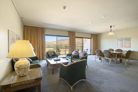 DoubleTree By Hilton Alice Springs - Port Augusta Accommodation 33