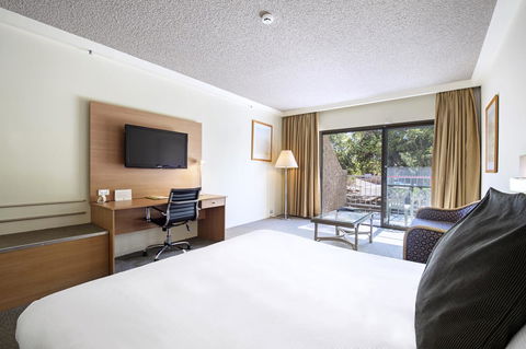 DoubleTree By Hilton Alice Springs - Port Augusta Accommodation 43
