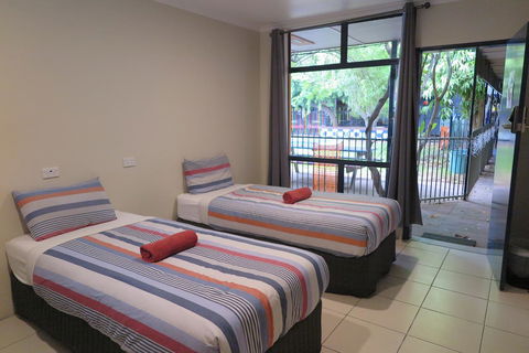 Jump Inn Alice Budget Accommodation - Port Augusta Accommodation 3