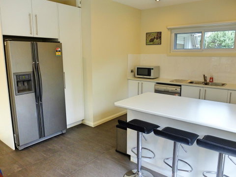 Rock Wallaby - Port Augusta Accommodation 1