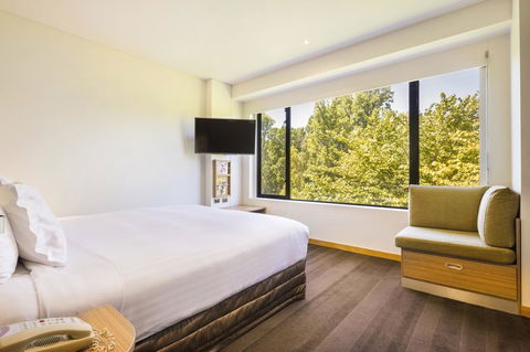 Crowne Plaza Canberra, An IHG Hotel - Port Augusta Accommodation 30
