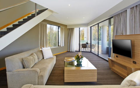 Crowne Plaza Canberra, An IHG Hotel - Port Augusta Accommodation 38
