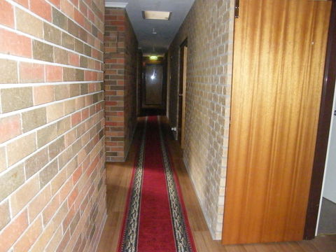 Boomers Guest House Hamilton - Port Augusta Accommodation 1