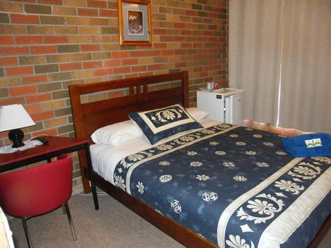 Boomers Guest House Hamilton - Port Augusta Accommodation 3
