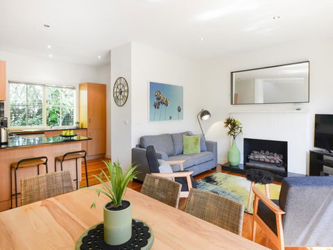 Boutique Stays - Brighton Abode - Port Augusta Accommodation 0
