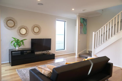 Brand New House Near Box Hill - Port Augusta Accommodation 2
