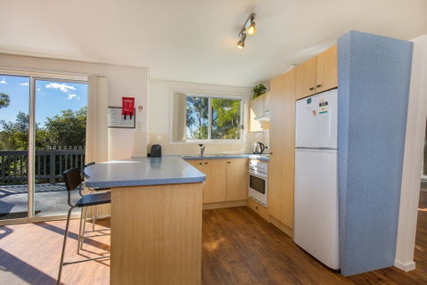 Breeze In Mollymook Beach - Port Augusta Accommodation 3