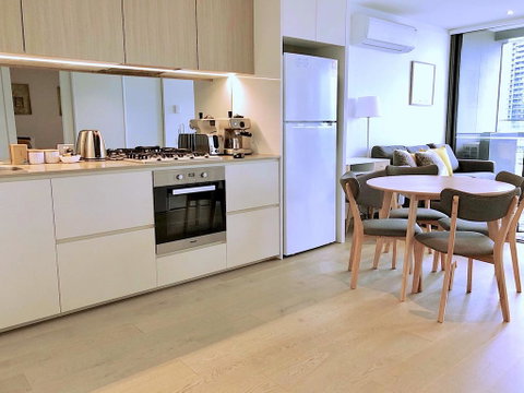 Brilliant Victoria Harbour Waterfront LVII - Port Augusta Accommodation 2