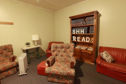 Broken Hill Tourist Lodge - Port Augusta Accommodation 3