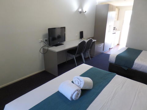 Burke & Wills Mt Isa - Port Augusta Accommodation 1