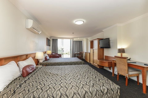 Burnett Riverside Hotel - Port Augusta Accommodation 3
