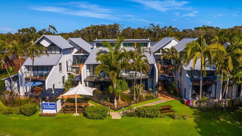Byron Bay Beachfront Apartments - Port Augusta Accommodation 0