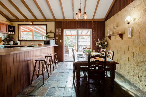 Camellia Cottage - Port Augusta Accommodation 2