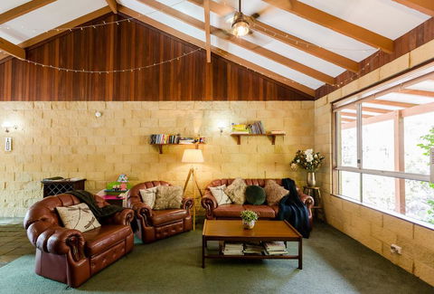 Camellia Cottage - Port Augusta Accommodation 0