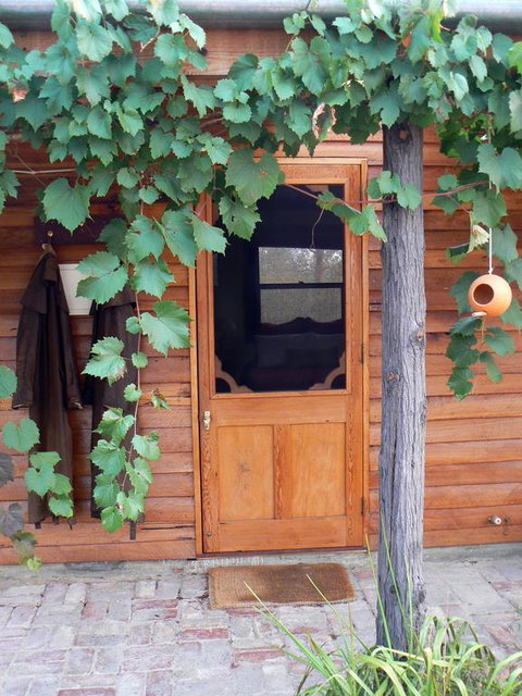 Candlebark Retreat - Port Augusta Accommodation 3
