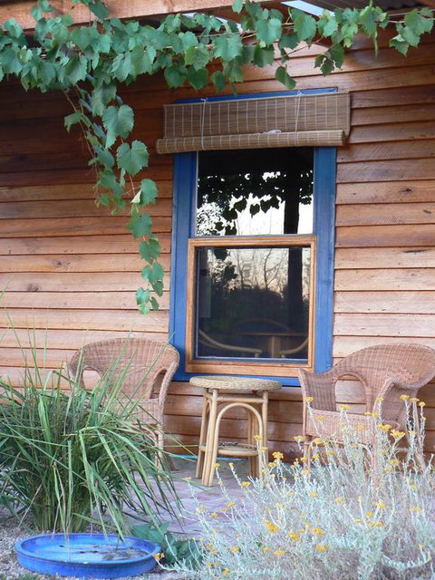 Candlebark Retreat - Port Augusta Accommodation 2