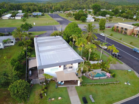 Cardwell Beachfront Motel - Port Augusta Accommodation 1