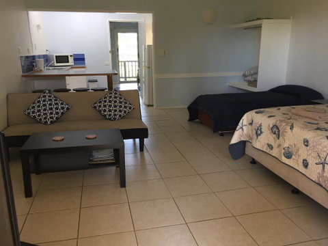 Cardwell Beachfront Motel - Port Augusta Accommodation 2