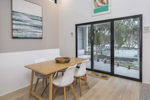 Central Heights - Main Street Views - Port Augusta Accommodation 2