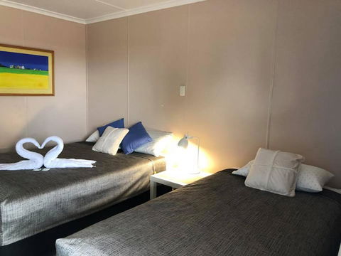 Childers Budget Accommodation - Port Augusta Accommodation 0