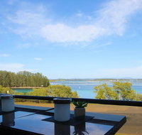 CHILL-OUT LAKESIDE  FORSTER - Port Augusta Accommodation
