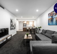 CITY APARTMENT and FREE CITY TOUR BUS NEARBY - Port Augusta Accommodation