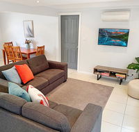 City Center - Modern 2-Bedroom Apartment - Port Augusta Accommodation
