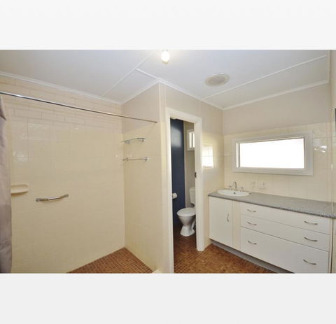 Claires Place - Port Augusta Accommodation 1