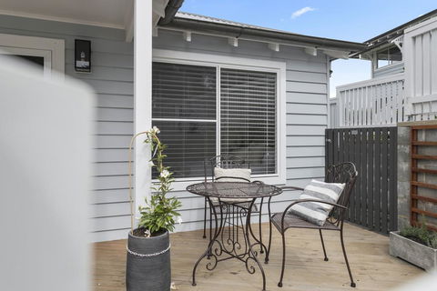 Claras Cottage - Port Augusta Accommodation 2