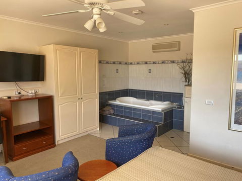 Comfort Inn & Suites Augusta Westside - Port Augusta Accommodation 3