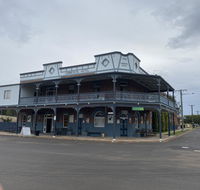 Commercial Hotel Curlewis - Port Augusta Accommodation