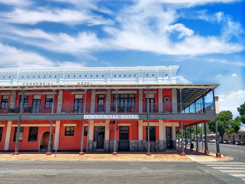 Commercial Hotel Hay - Port Augusta Accommodation 2