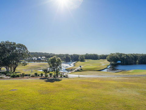 Condo 108 @ Horizons Resort & Golf, Stunning Course + Lake Views - Port Augusta Accommodation 3