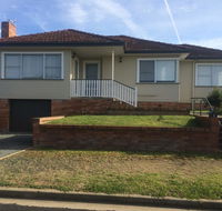 Costa Park Cottage Ena - Armidale - Port Augusta Accommodation