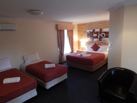 Cotswold Motor Inn - Port Augusta Accommodation 3
