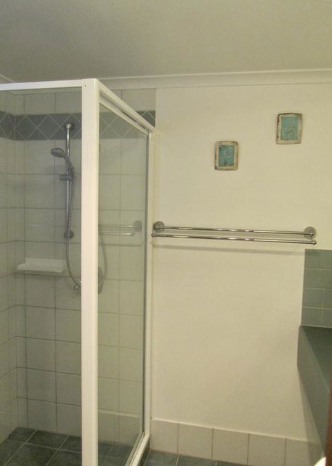Cowrie Chalet - Port Augusta Accommodation 3