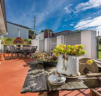 Cradle at Casa Blanca Country Retreat - Port Augusta Accommodation