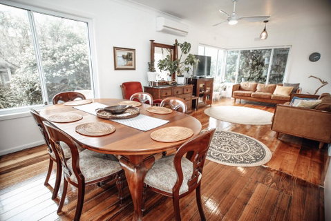 Craypot Cottage Port Campbell - Port Augusta Accommodation 1