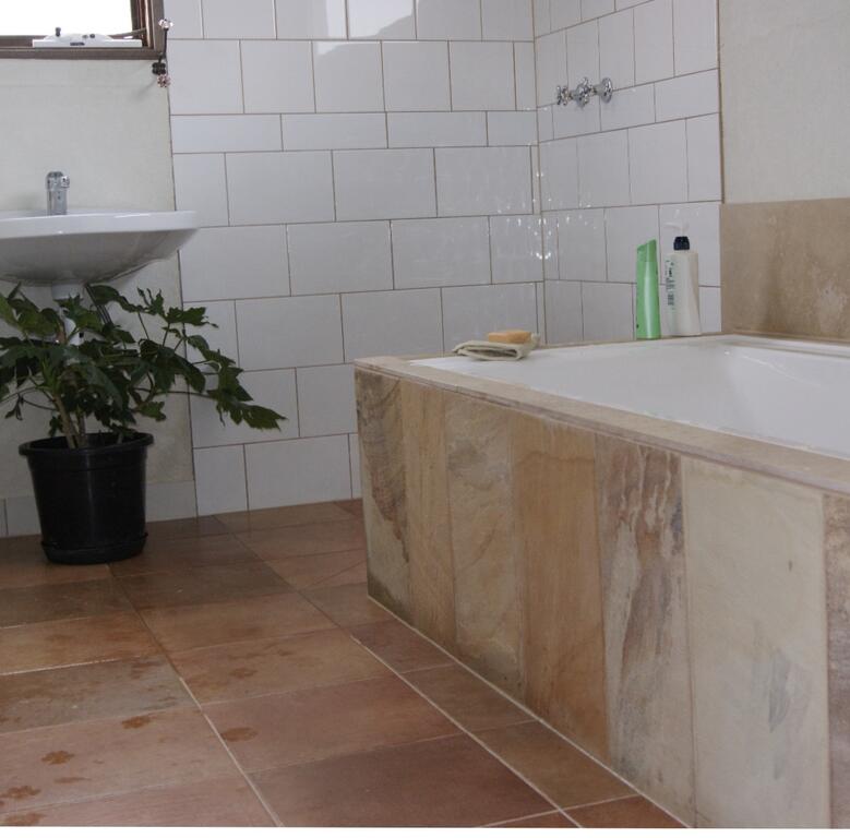 Majorca VIC Port Augusta Accommodation