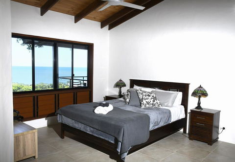 Daintree Oceanview Retreat - Holiday Home - Port Augusta Accommodation 3