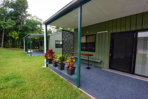 Daintree Peaks ECO Stays - Port Augusta Accommodation 3